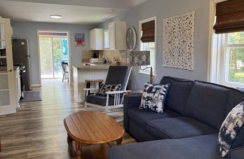 West Cape May House | Charming Cottage with Pool. Close to shops, restaurants and farms