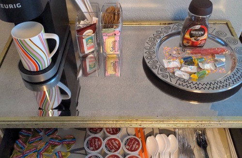 Sugar Land Apartment | Charming Cozy studio in Sugar Land TX with AC, small pets ok.