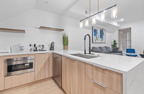 Petworth Bed & Breakfast | Charming DC Retreat | Perfect for Sightseeing & Corporate Stays