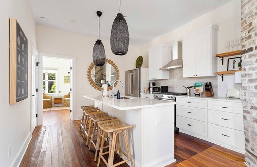 Downtown Charleston House | Charming Downtown 6BR - Steps to King St!