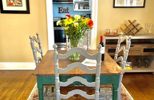 Aiken House | Charming downtown Aiken cottage close to restaurants and equestrian events!