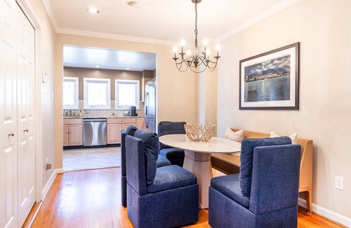 Eastport House | Charming Eastport Home with Modern Comforts & Parking Dog-Friendly & Steps to Shops with Backyard