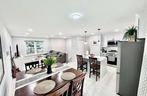 Severn House | Charming entire house with WiFi and AC in serene Severn