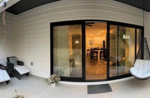 Gainesville House | Charming Gainesville Townhome 3