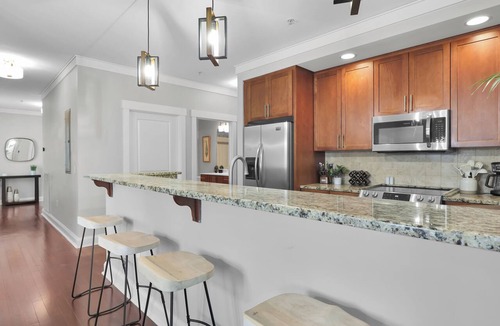 Old West Broad Neighborhood Apartment | Charming Historic District 3BDR w/French Doors | The Juliette #303 by AvantStay