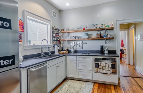 Wilmington Historic District Cottage | Charming Historic Empie-Possion Cottage
