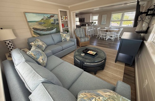 Sandbridge House | Charming home with outdoor space for relaxation & family fun. Beach 5 min. walk.