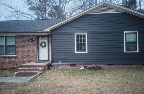 Wilson House | Charming house w/WiFi and AC in tranquil Wilson,walking distance to brewmasters