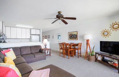 Wailua House Lots Condo | Charming Oceanfront Top Floor Condo at Wailua Bay with Stunning Views and Local Fisherman Sightings!