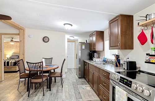 Weirsdale House | Charming , Pet friendly home in the countryside .