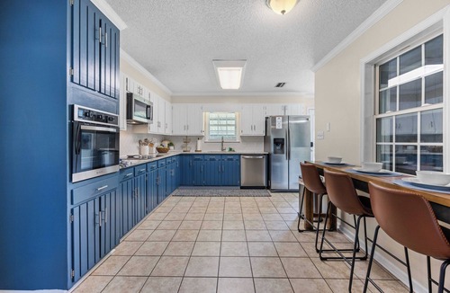 Valdosta House | Charming South Georgia Getaway Near VSU, Moody Airforce Base & Wild Adventures
