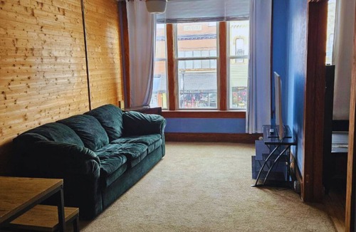 Hastings Apartment | Charming studio apartment in Downtown Hastings.