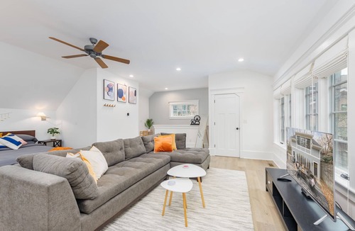 North Burns Park Apartment | Charming Studio in Ann Arbor