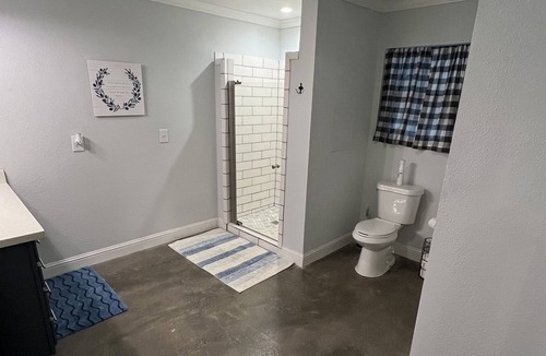 Centralia Apartment | Charming studio with gated entry