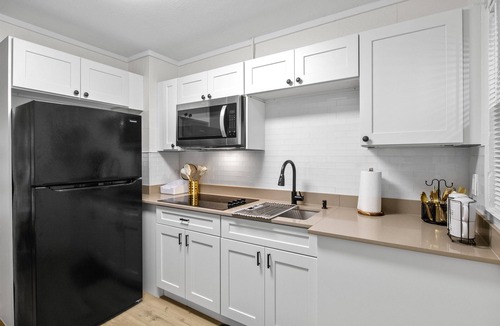 Griffin Heights Apartment | Charming Trio Executive Loft with WiFi, centrally located in Tallahassee