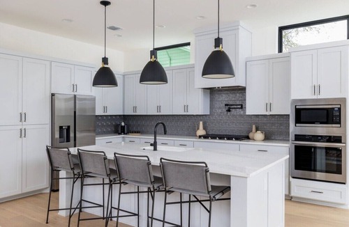 Hyde Park House | Chef's Kitchen, Pool | The Taylor by Portoro