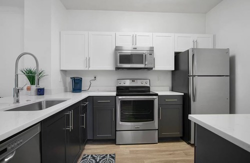 Atlanta Apartment | Chic Blue Apt w Patio + Pool, Free Parking, 10 min to ATL