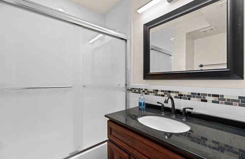 Trinidad Hotel | Chic Condo +Heart Of DC+Steps From Attractions