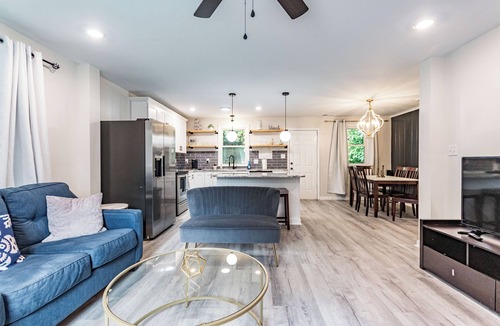 Southeast Raleigh House | Chic ranch close to DT Raleigh - starts at 3.5k/month