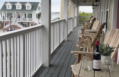 Swansboro Condo | Church Street #7 -Cozy 1-bedroom condo in charming downtown Swansboro