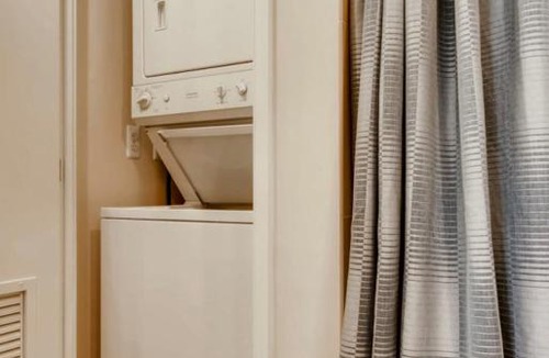 George Washington University Apartment | Churchill Living Residences