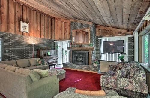 Lincolnton House | Clarks Hill Lake Area Home w/Pool & Dock!