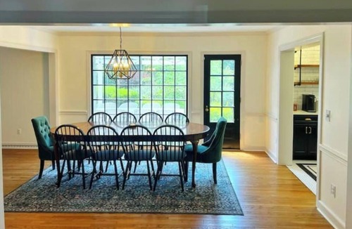 Greenville House | Classic Furman Estate - 8 Beds w/Pool & Pond, Gourmet Kitchen, Movie Theater,