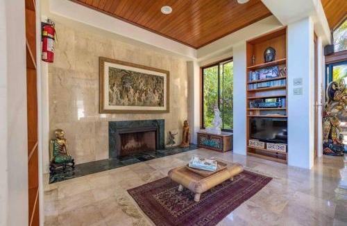Haiku Villa | Cliff House with Ocean Views in Haiku, Maui jungle