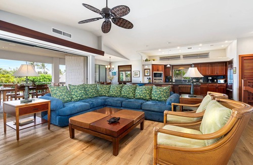 Kulalani House | 🏖️Close to Beaches & Restaurants | Spacious Townhome | Concierge Incl