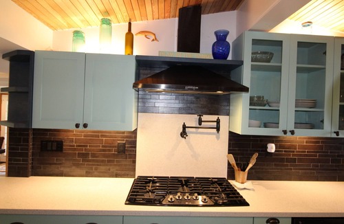 Kailua House | Close to Kailua Beach-AC's-Renovated/Upgraded-Fenced Backyard-Patio-Laundry