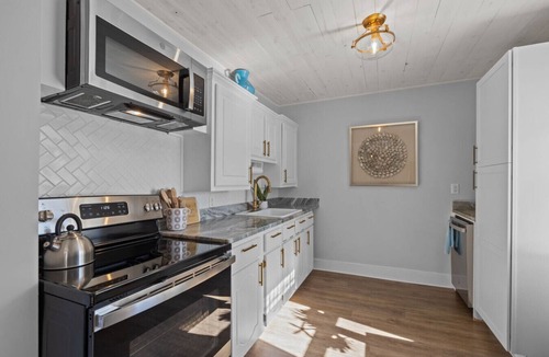 Morehead City House | Coastal Charm Near Historic Beaufort & Pristine Beaches!