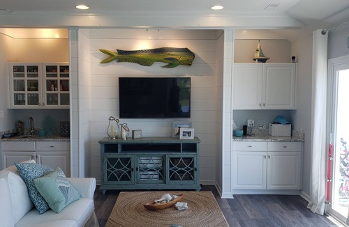 Emerald Isle Condo | Coastal Condo w/Ocean & Sound Views & Balcony