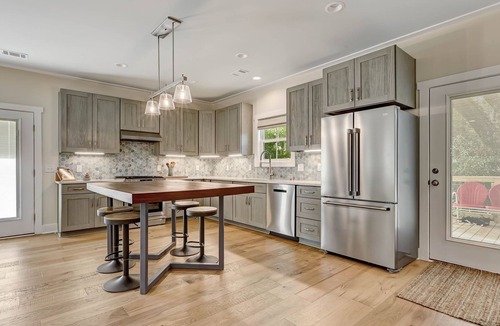 Midtown Cottage | Coastal Cottage in the Low Country!