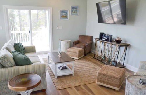 Morehead City House | Coastal Retreat Near Beaufort