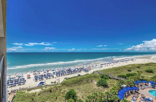 Windy Hill Hotel | Coastal Villa | Steps to Beach | North Myrtle Beach