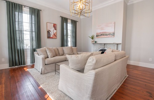South of Broad House | Colonial Lake Views w Pool!