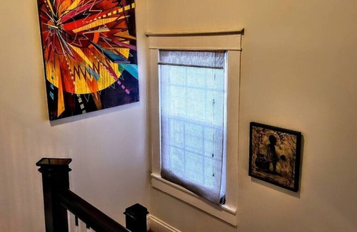 Church Hill House | Colorful & Cozy 3-Bedroom Home in RVA