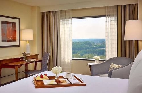 Gwinnett Place Hotel | Comfort and Convenience! 3 Accessible and stylish units awaits for your stay