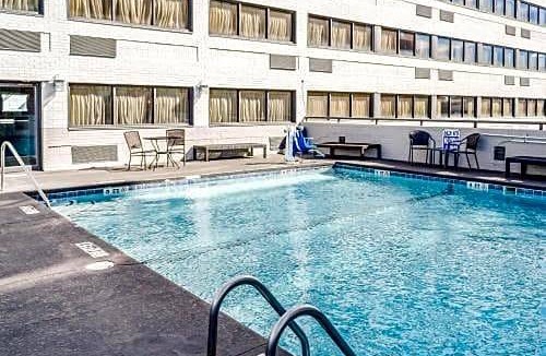 Downtown Charleston Hotel | Comfort Inn Downtown Charleston