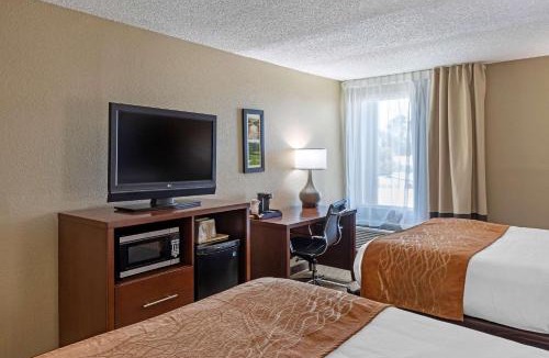 Windy Hill Hotel | Comfort Inn N Myrtle Beach Barefoot Landing