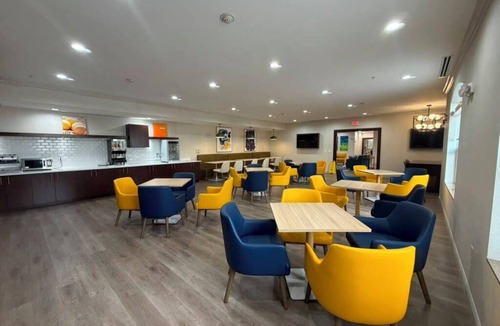 Concord Hotel | Comfort Inn & Suites Concord (Kannapolis)