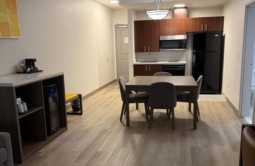 Concord Hotel | Comfort Inn & Suites Concord (Kannapolis)