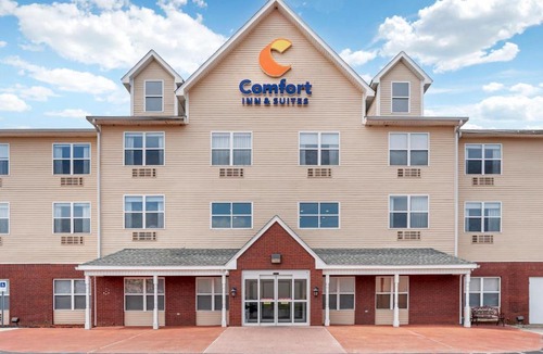 Dothan Hotel | Comfort Inn & Suites Dothan Northside Plaza