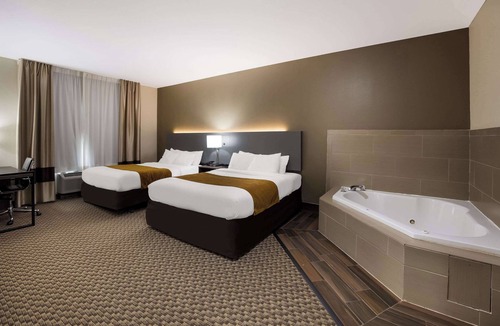 Midway Hotel | Comfort Inn & Suites Midway - Tallahassee West