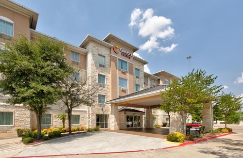 Central Arlington Hotel | Comfort Suites Arlington - Entertainment District