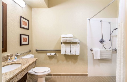 Eufaula Hotel | Comfort Suites Eufaula North