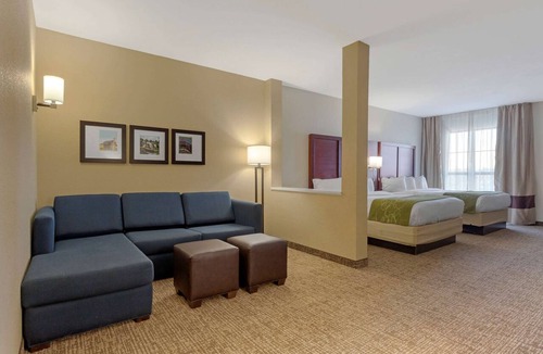 Powdersville Hotel | Comfort Suites Piedmont - Greenville South