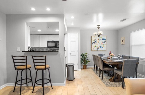 Landmark House | Comfortable 3BR Stay Near DC Park + Free Parking