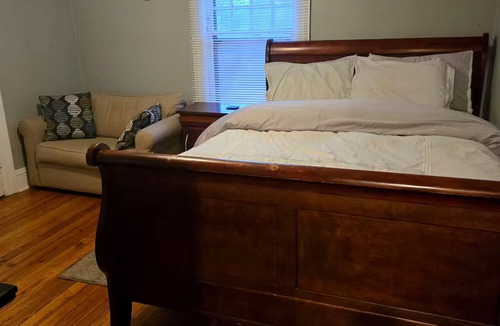 Jackson House | Comfortable Staying Here