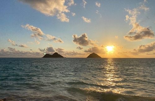 Lanikai House | Comfy 1 bedroom steps to white sand beach